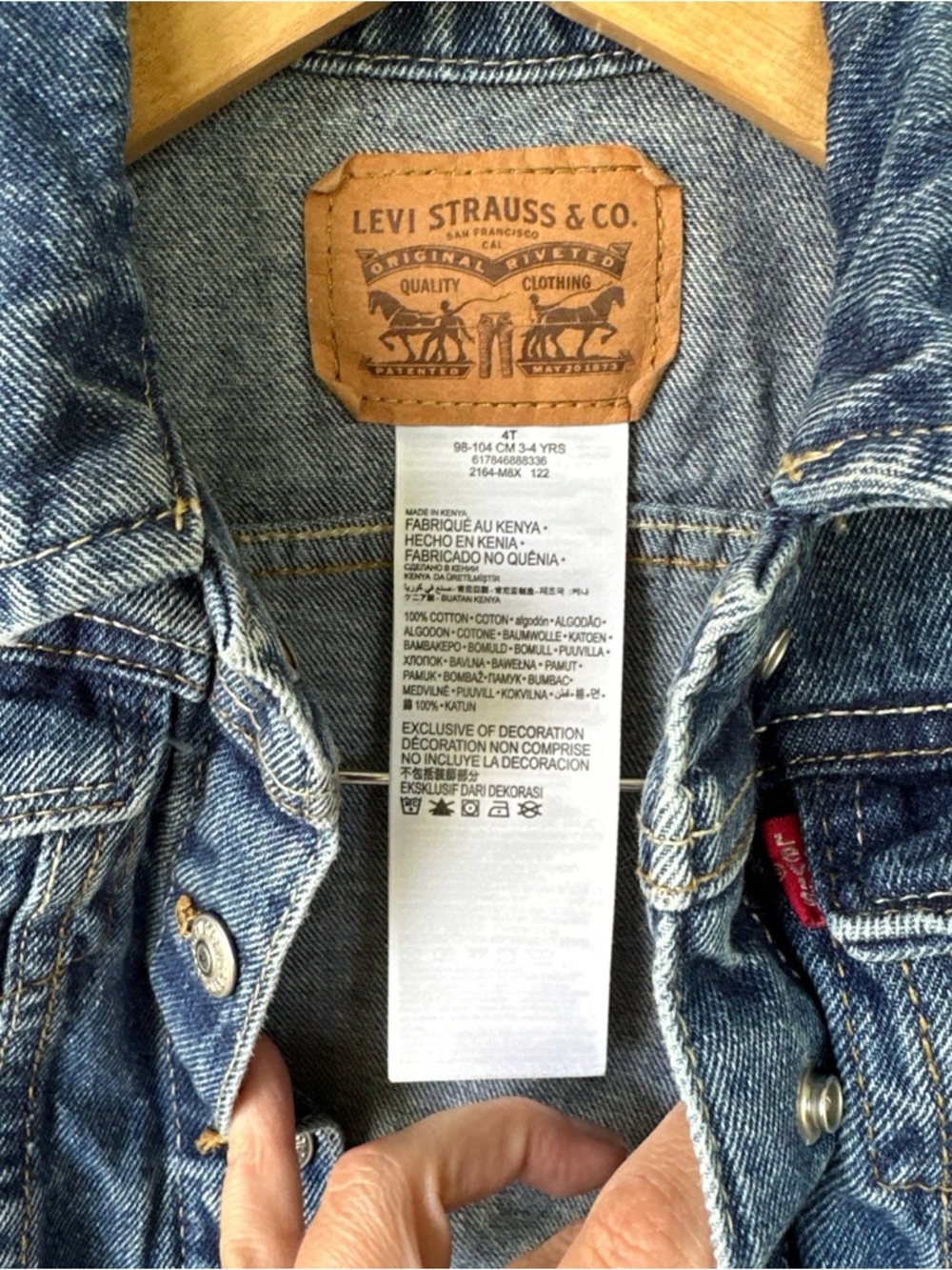Levi's Jacket Kids Size 4t Blue Denim Trucker Style - Picture 4 of 5